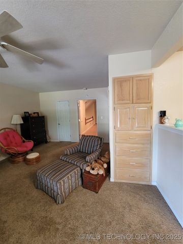 700 N Maytubby Street, Kingston, OK 73439