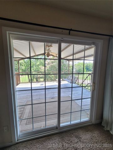 700 N Maytubby Street, Kingston, OK 73439