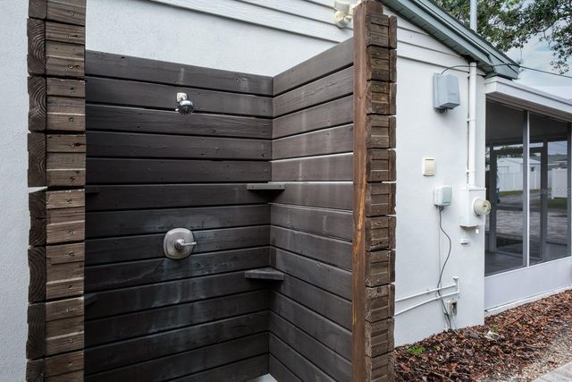 781 40TH AVENUE NE, St Petersburg, FL 33703