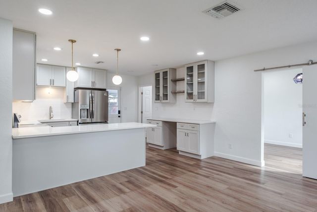 781 40TH AVENUE NE, St Petersburg, FL 33703