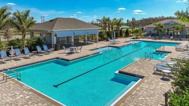 8327 EVERLY PRESERVE DR, Lehigh Acres, FL 33971