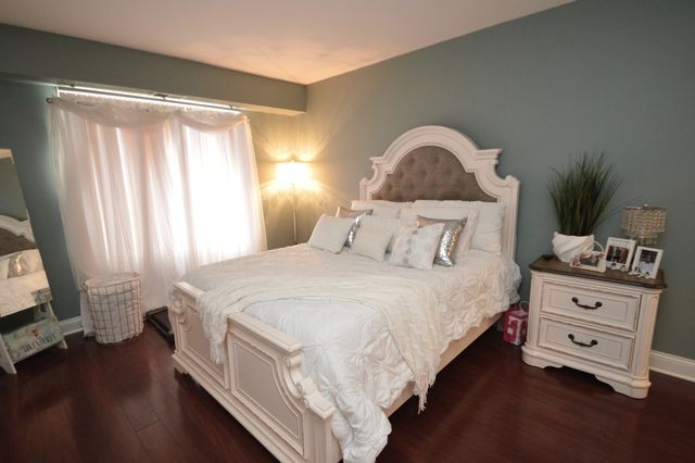 5400 Walnut Avenue 111, Downers Grove, IL 60515
