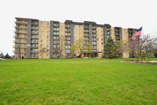 5400 Walnut Avenue 111, Downers Grove, IL 60515
