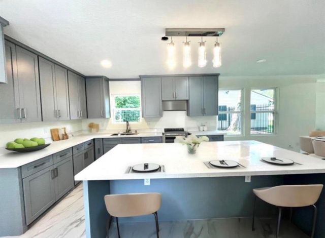 3734 Yellowstone Boulevard, Houston, TX 77021