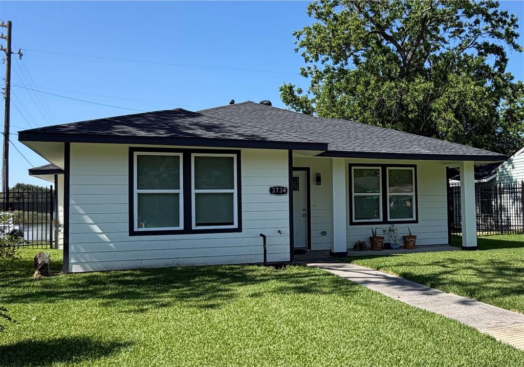 3734 Yellowstone Boulevard, Houston, TX 77021