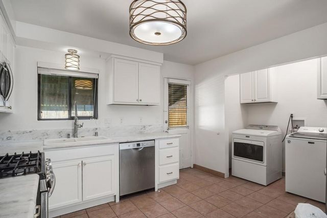 737 N Alda Drive, San Marcos, CA 92069