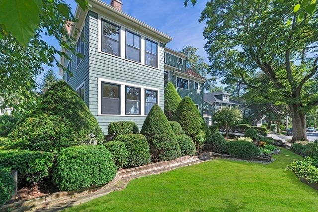 143 Oakley Road 143, Belmont, MA 02478