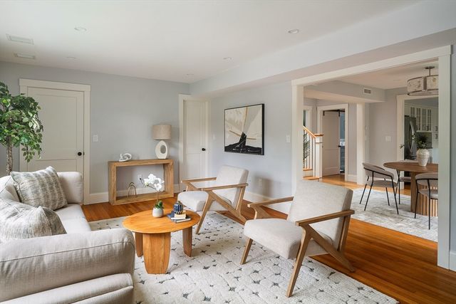 143 Oakley Road 143, Belmont, MA 02478