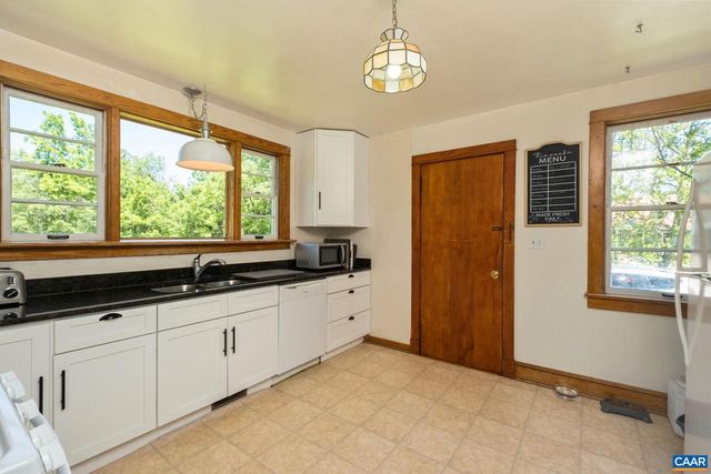 275 MAIN ST, Stanardsville, VA 22973