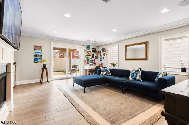6 Marion Avenue B, Cliffside Park Boro, NJ 07010