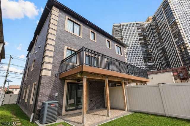 6 Marion Avenue B, Cliffside Park Boro, NJ 07010
