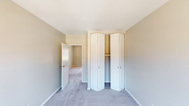 137 Lake Shore Rd 4, Boston, MA 02135