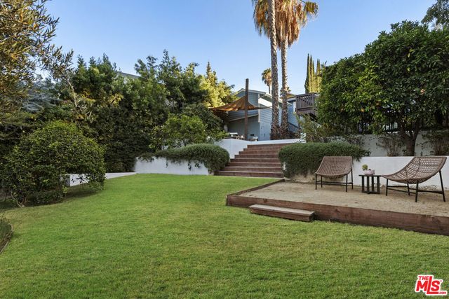 914 Terrace 49, Los Angeles, CA 90042