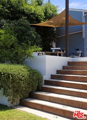 914 Terrace 49, Los Angeles, CA 90042