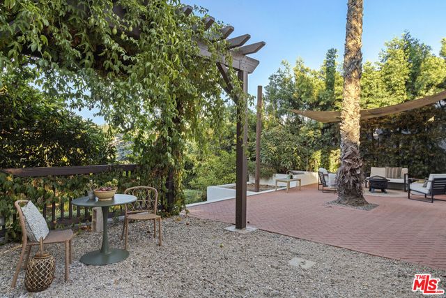 914 Terrace 49, Los Angeles, CA 90042