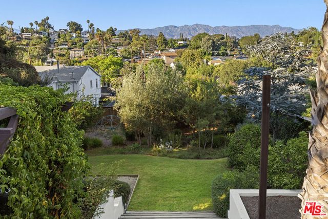 914 Terrace 49, Los Angeles, CA 90042