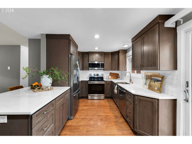 5002 Ne 141ST Ave, Vancouver, WA 98682