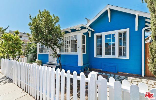 3819 Goldwyn Terrace, Culver City, CA 90232