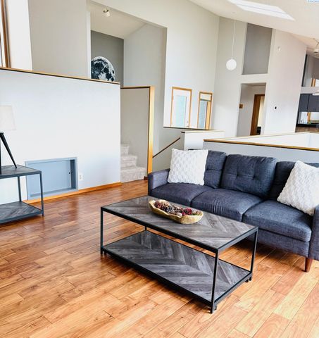 600 W 26th Pl, Kennewick, WA 99337