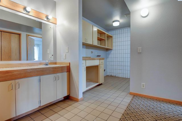 600 W 26th Pl, Kennewick, WA 99337