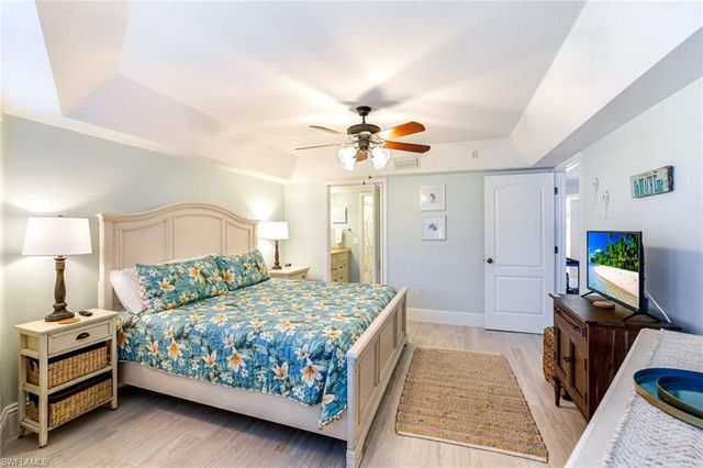 270 N Collier BLVD # 304, Marco Island, FL 34145