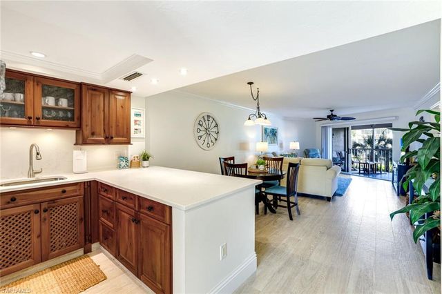 270 N Collier BLVD # 304, Marco Island, FL 34145