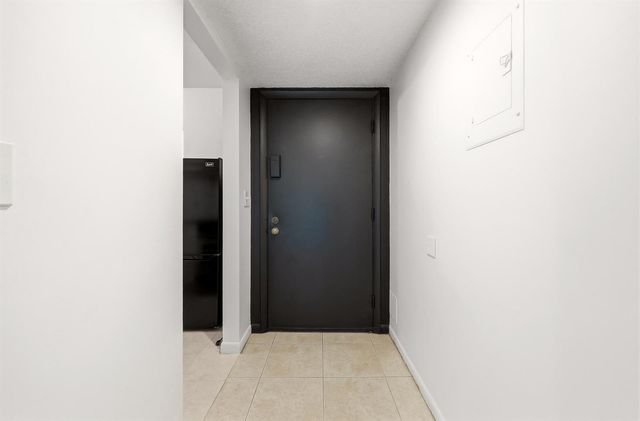 5160 Las Verdes Circle Unit 101, Delray Beach, FL 33484