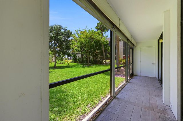 5160 Las Verdes Circle Unit 101, Delray Beach, FL 33484