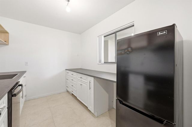 5160 Las Verdes Circle Unit 101, Delray Beach, FL 33484