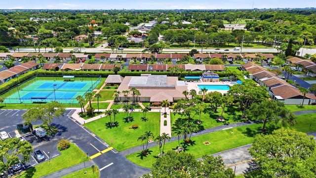 5160 Las Verdes Circle Unit 101, Delray Beach, FL 33484
