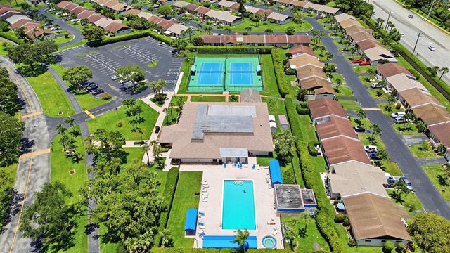 5160 Las Verdes Circle Unit 101, Delray Beach, FL 33484