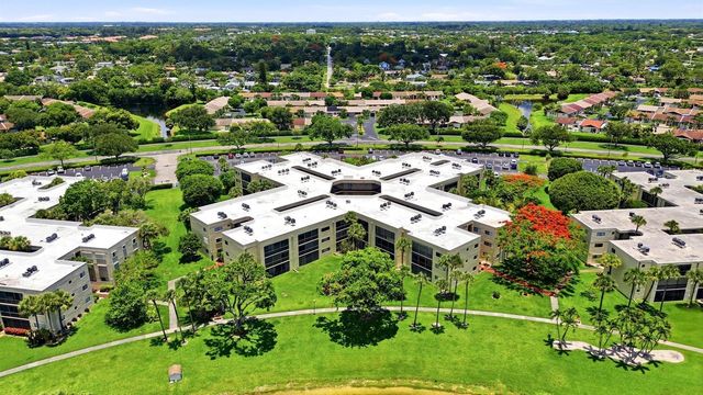 5160 Las Verdes Circle Unit 101, Delray Beach, FL 33484
