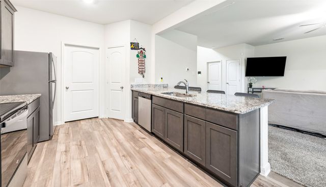 8212 Buck Mountain Pass, Fort Worth, TX 76179