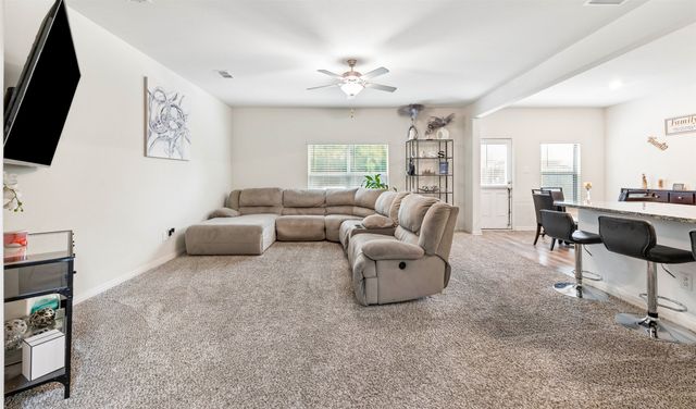 8212 Buck Mountain Pass, Fort Worth, TX 76179