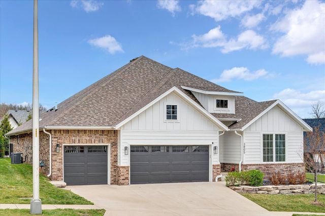 3805 E Hutcheson Avenue, Springfield, MO 65802