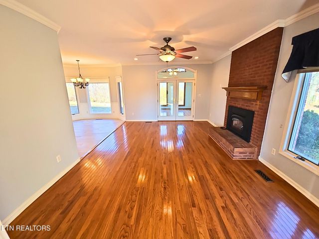 2832 Kensington Street, Athens, TN 37303