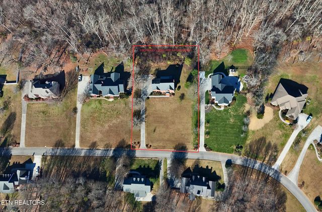 2832 Kensington Street, Athens, TN 37303