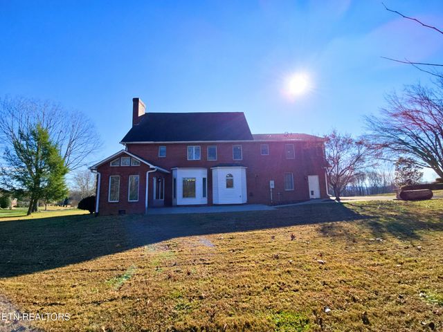 2832 Kensington Street, Athens, TN 37303