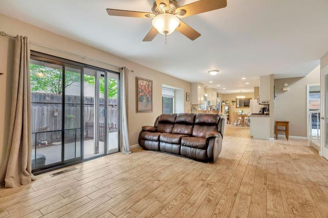 1951 Calistoga Drive, Hollister, CA 95023