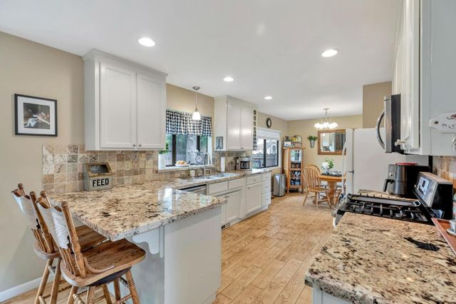 1951 Calistoga Drive, Hollister, CA 95023