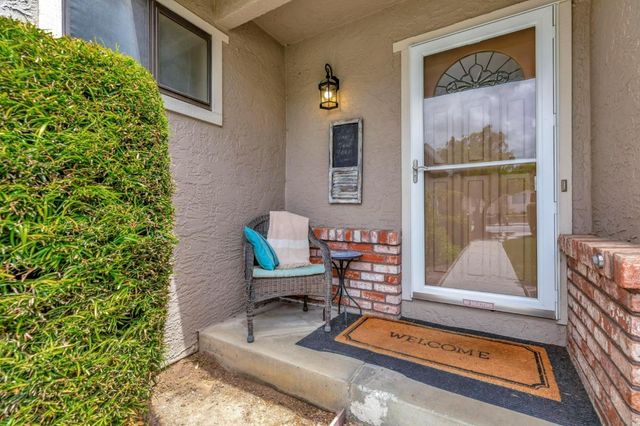 1951 Calistoga Drive, Hollister, CA 95023