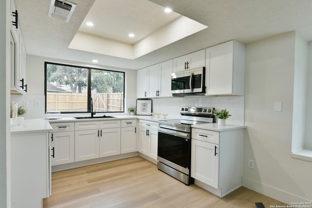 7947 Airflight, San Antonio, TX 78250