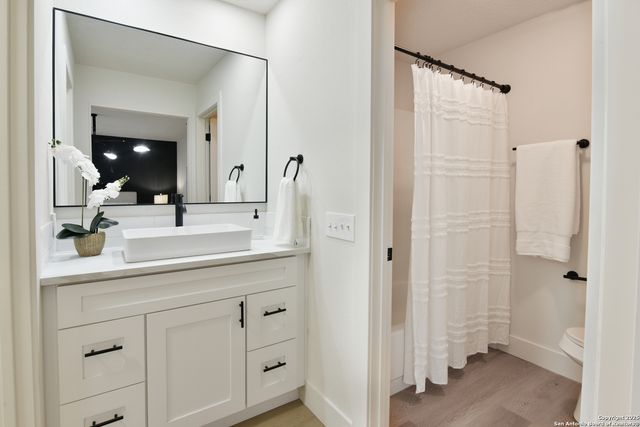 7947 Airflight, San Antonio, TX 78250