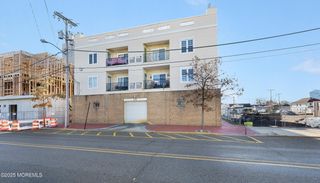 276 Beachway Avenue 8, Keansburg, NJ 07734