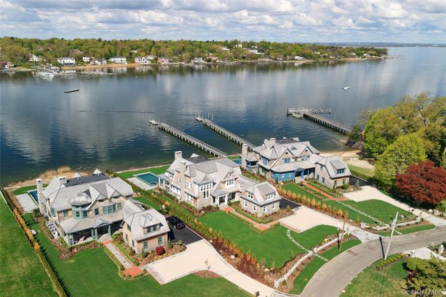 71 Lake Road, Manhasset, NY 11030