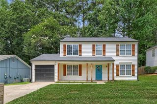 2203 Victoria Place, Lithonia, GA 30058