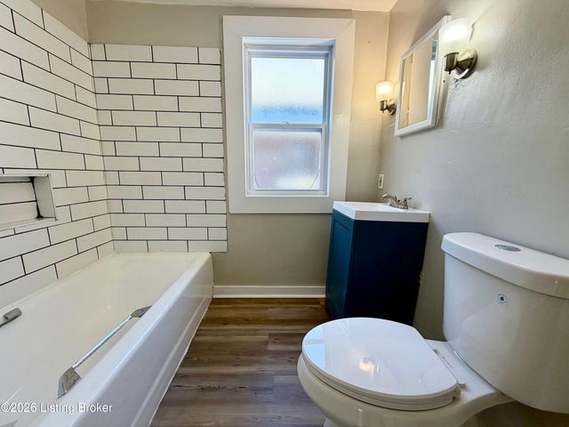 729 S 39th St 1, Louisville, KY 40211