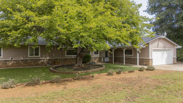 17146 Vintage Dr, Grass Valley, CA 95949