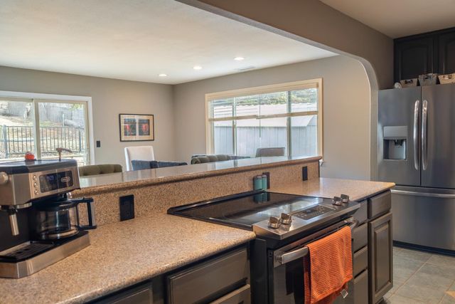 17146 Vintage Dr, Grass Valley, CA 95949