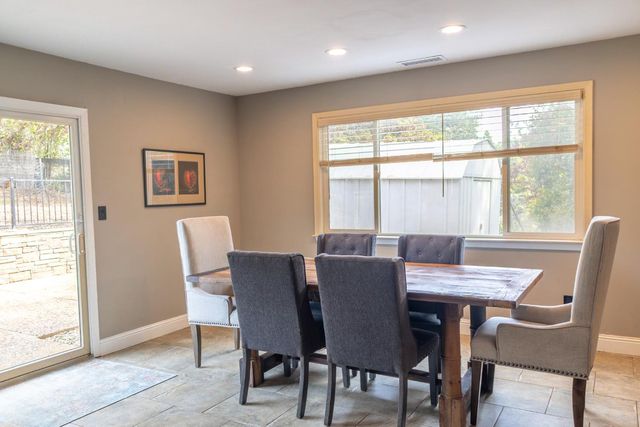 17146 Vintage Dr, Grass Valley, CA 95949